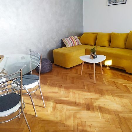 Superior Familiy Apartment Tina Vrsar Exterior photo